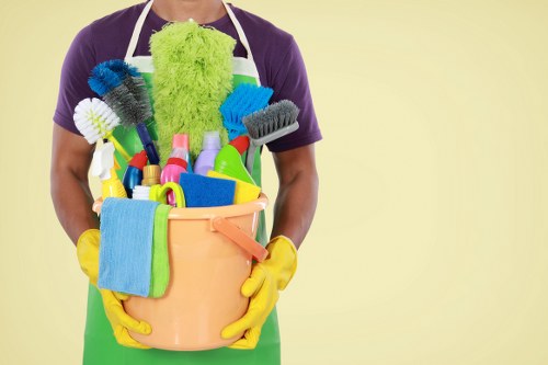 Deep cleaning a Bermondsey kitchen and bathroom